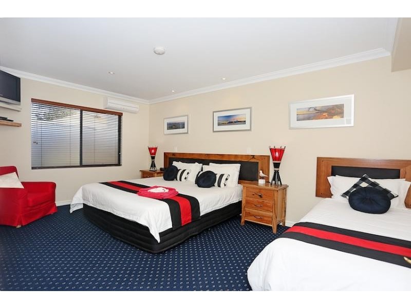 203 Culeenup Road, North Yunderup WA 6208