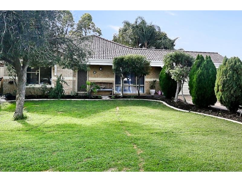 18 Nightingale Place, Greenfields WA 6210