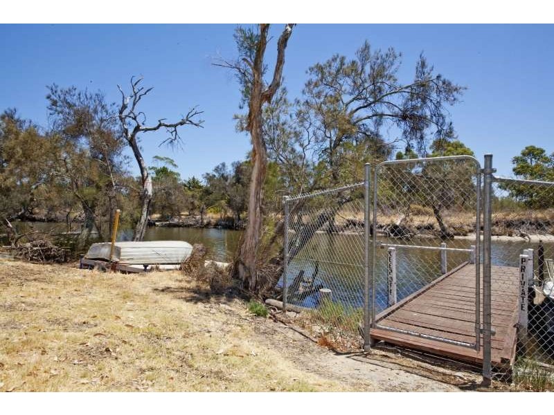 9 Rivergum Esplanade, South Yunderup WA 6208