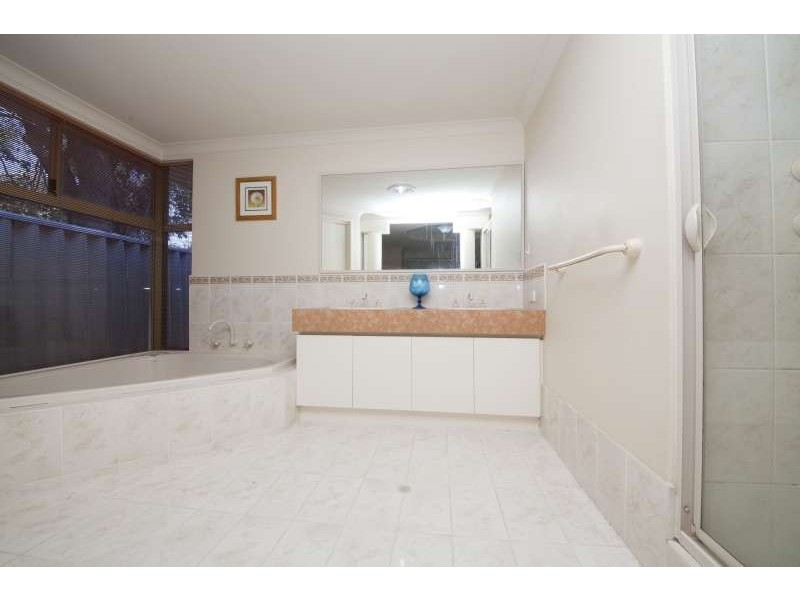 9 Rivergum Esplanade, South Yunderup WA 6208