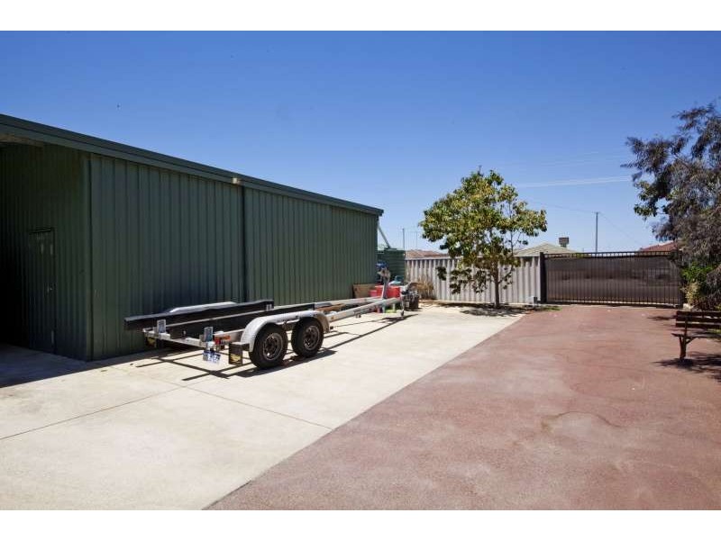 9 Rivergum Esplanade, South Yunderup WA 6208