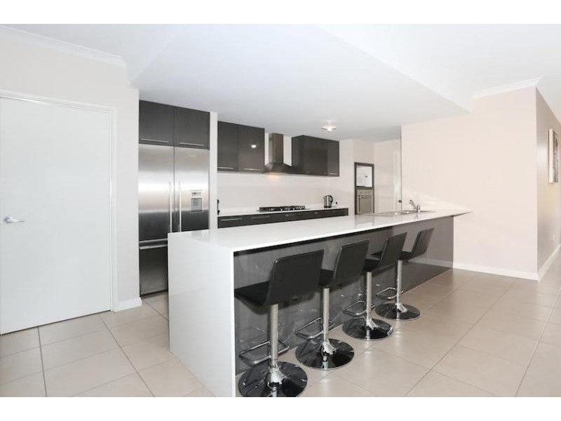 6 Alexis Circle, Wannanup WA 6210