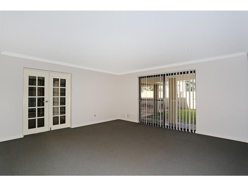 30 Madora Beach Road, Madora Bay WA 6210
