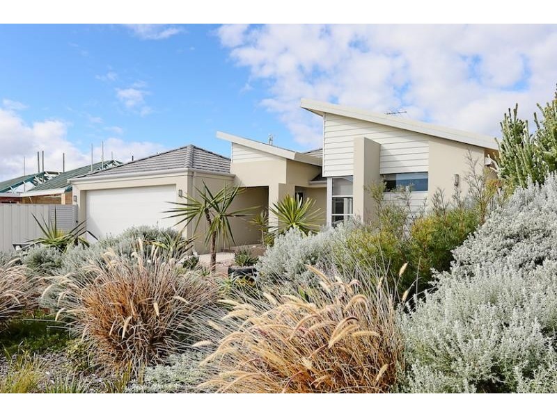 10 Adriana Way, Halls Head WA 6210