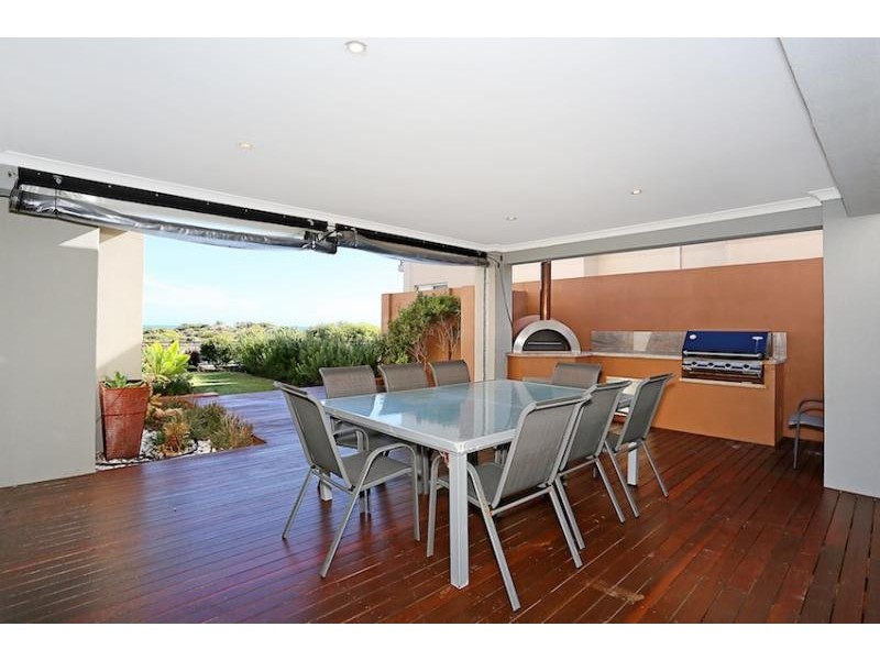 17 Abeona Parade, Madora Bay WA 6210