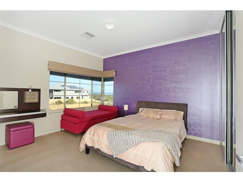 17 Abeona Parade, Madora Bay WA 6210