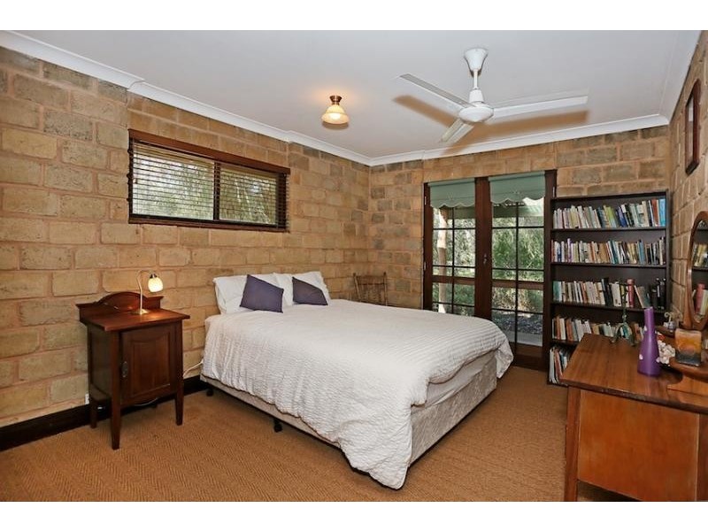 31 Marginata Road, Parklands WA 6180