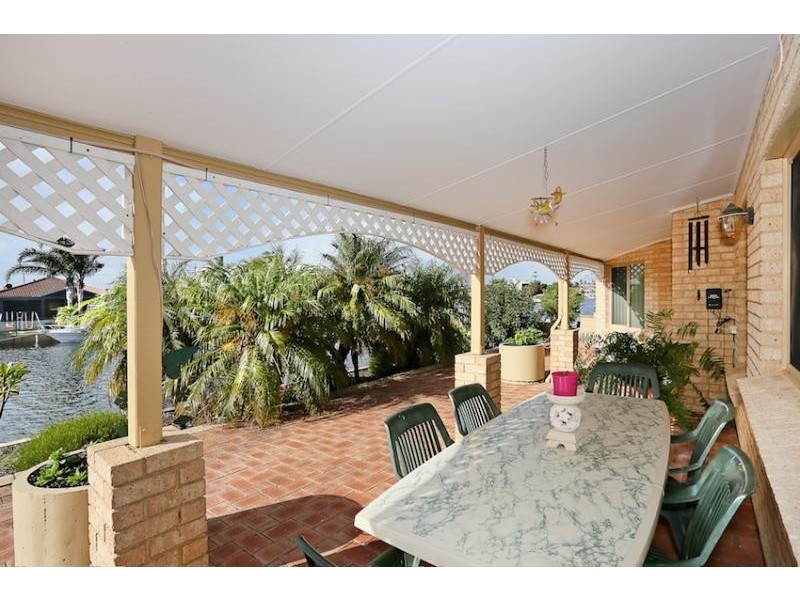 32 Woolah Place, South Yunderup WA 6208