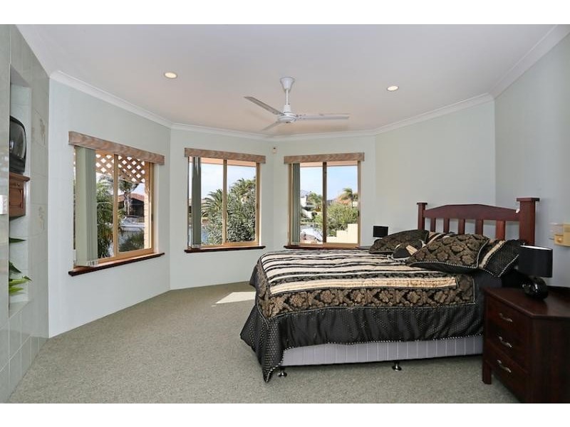 32 Woolah Place, South Yunderup WA 6208