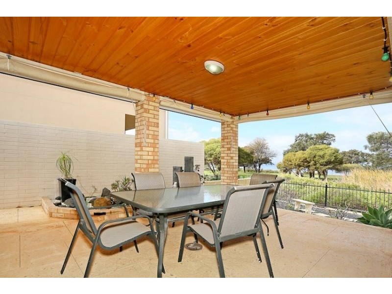 18 Governor Drive, Falcon WA 6210