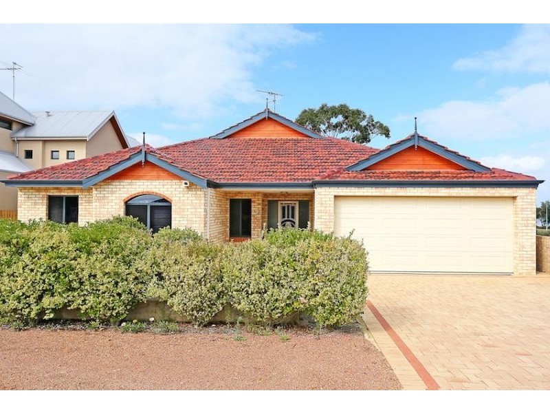 18 Governor Drive, Falcon WA 6210