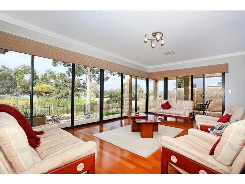 18 Governor Drive, Falcon WA 6210