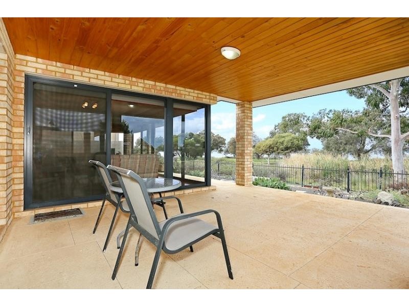 18 Governor Drive, Falcon WA 6210