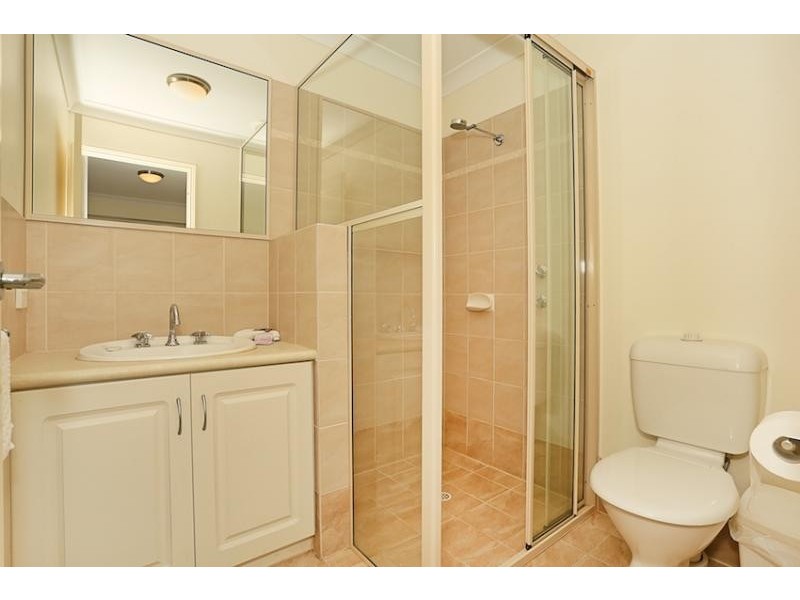 2/1 Lakes Crescent, South Yunderup WA 6208