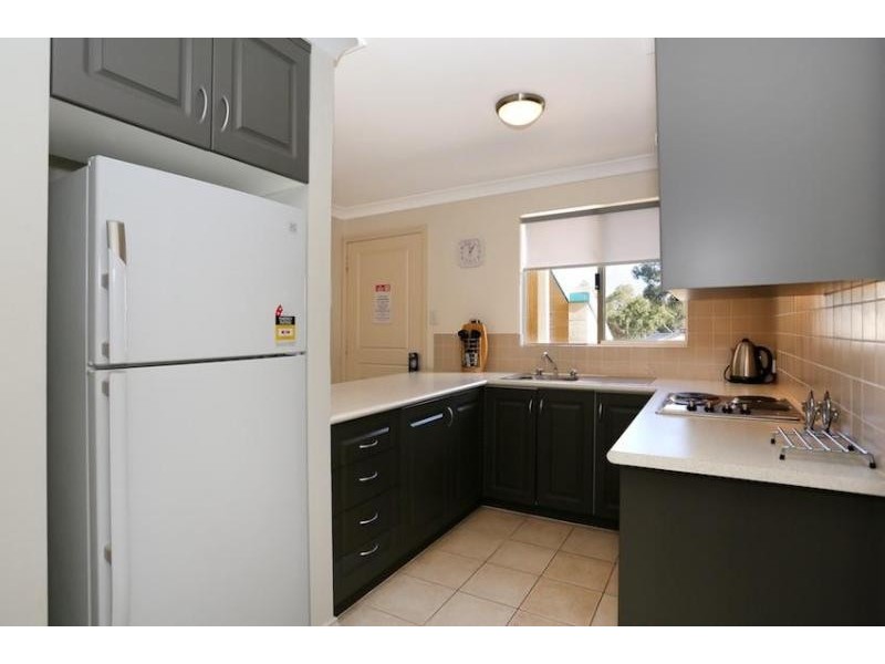 5/1 Lakes Crescent, South Yunderup WA 6208