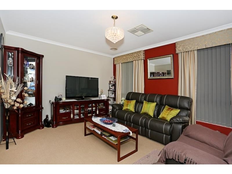 55 Mariners Cove Drive, Dudley Park WA 6210