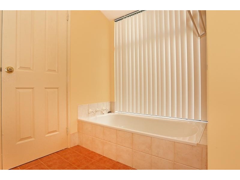 55 Mariners Cove Drive, Dudley Park WA 6210