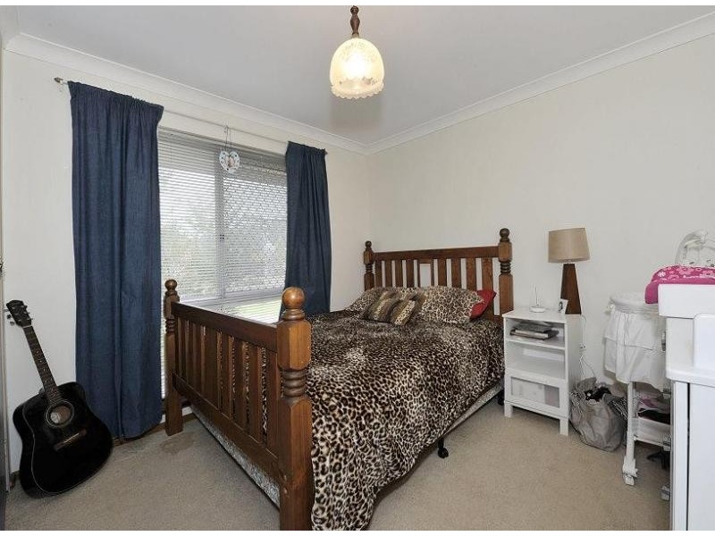 5 Arundel Drive, Halls Head WA 6210