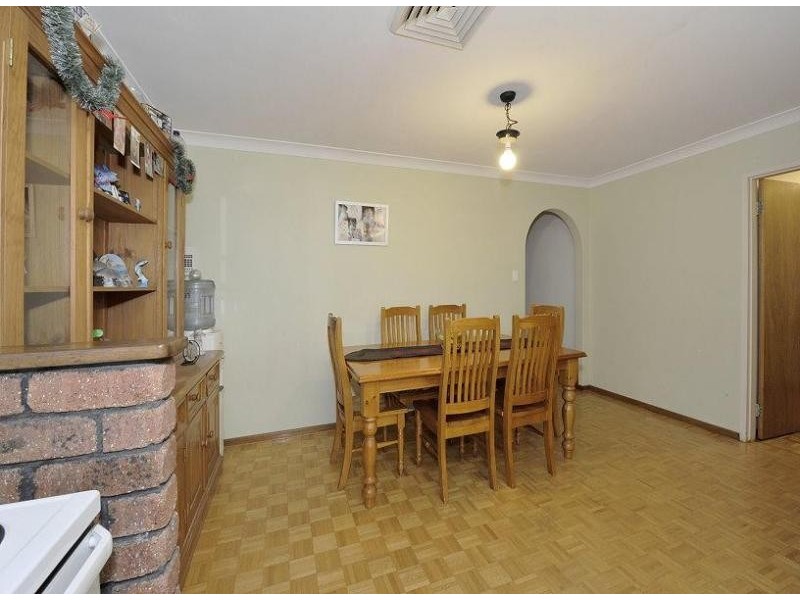 5 Arundel Drive, Halls Head WA 6210