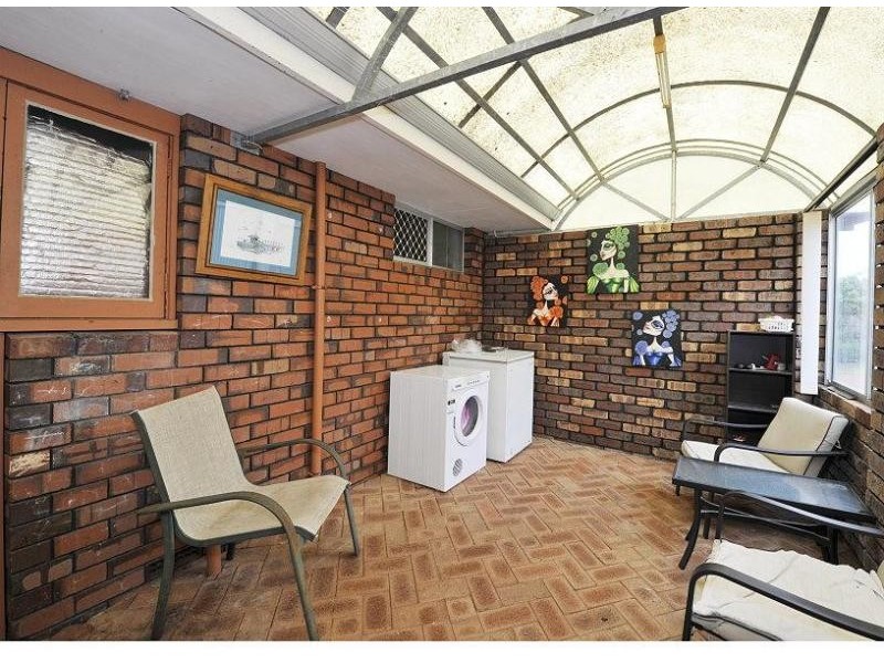 5 Arundel Drive, Halls Head WA 6210