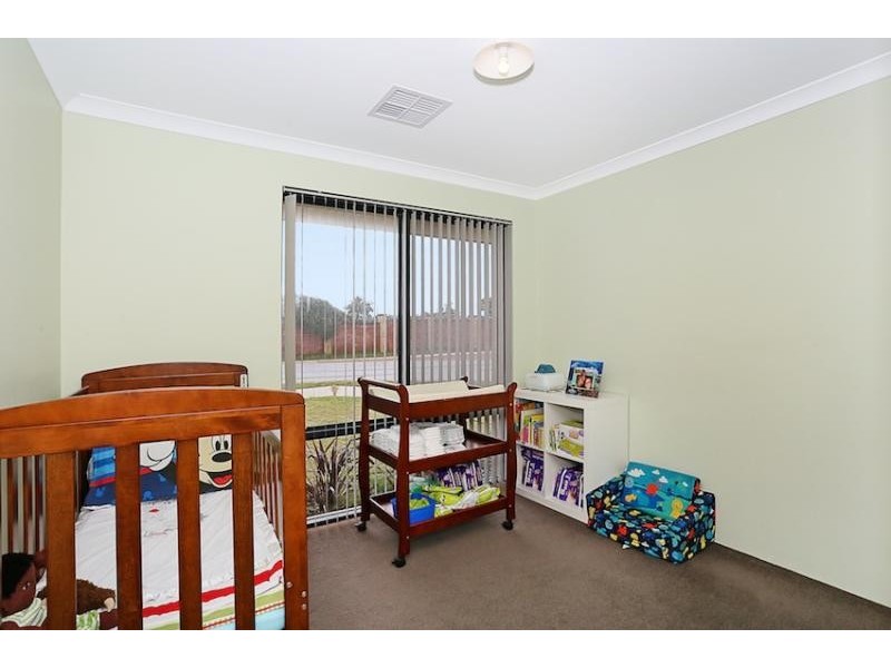 29 Still Meadow Turn, Meadow Springs WA 6210