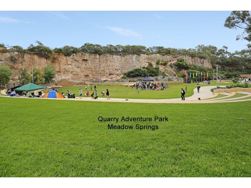 29 Still Meadow Turn, Meadow Springs WA 6210