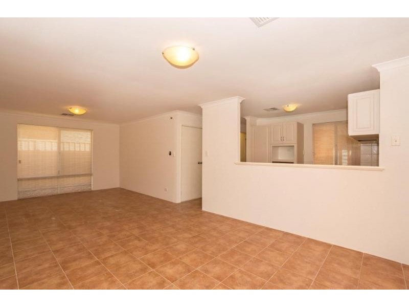 2/36 Creery Street, Dudley Park WA 6210