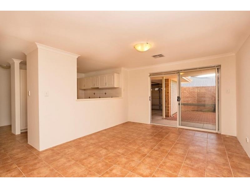 2/36 Creery Street, Dudley Park WA 6210