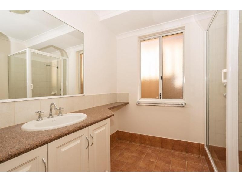 2/36 Creery Street, Dudley Park WA 6210