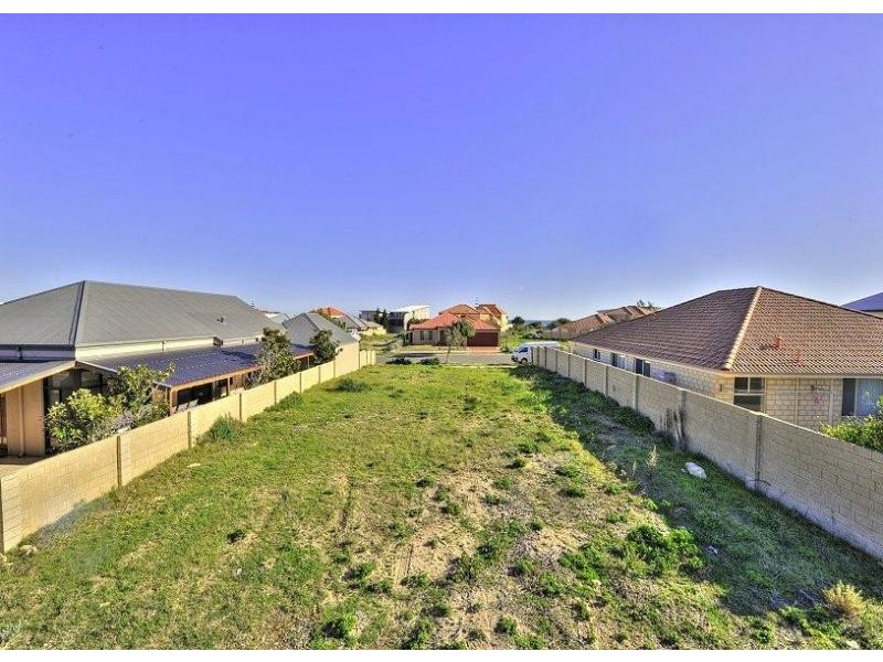 33 Avalon Parade, Wannanup WA 6210