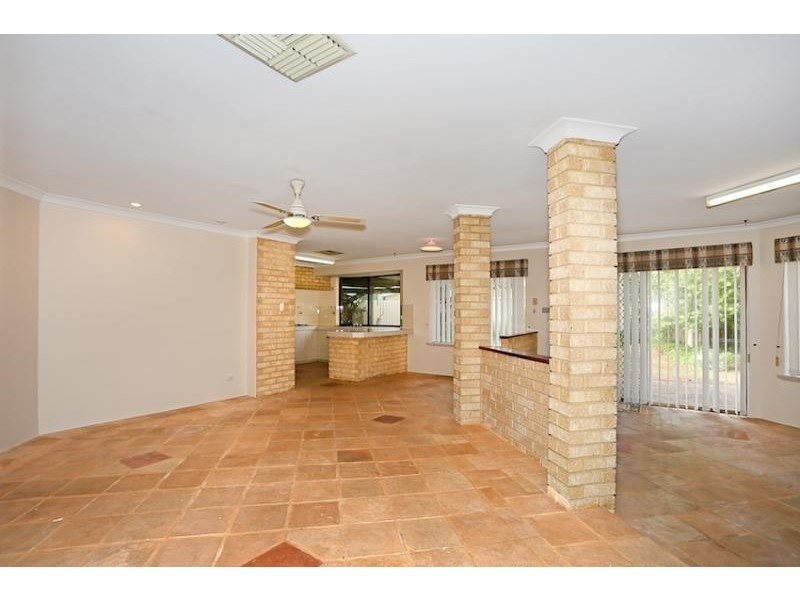 9 Seawind Drive, Silver Sands WA 6210