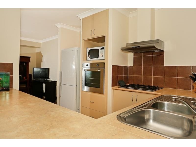 30 Saffron Loop, Falcon WA 6210