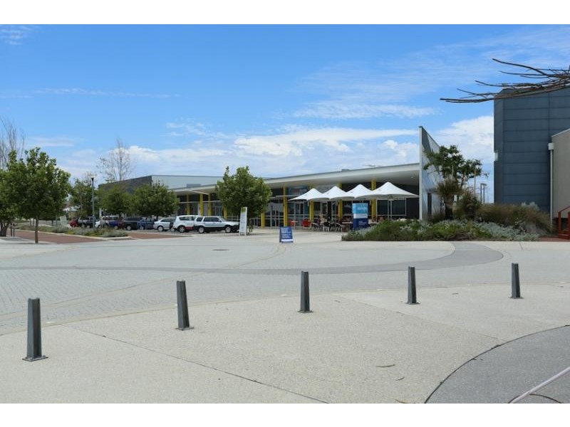 15 Splendens Turn, Halls Head WA 6210
