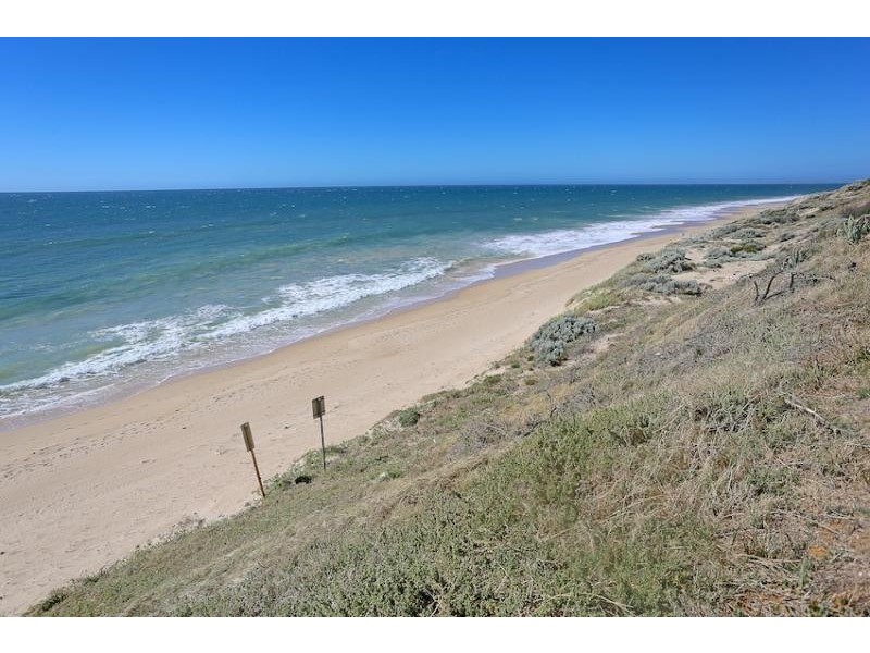 15 Splendens Turn, Halls Head WA 6210