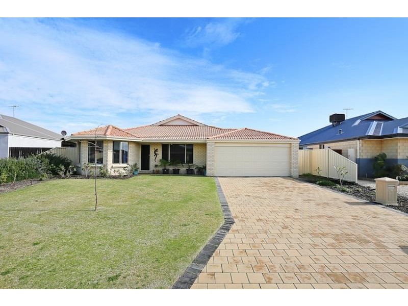 29 Albina Chase, Lakelands WA 6180