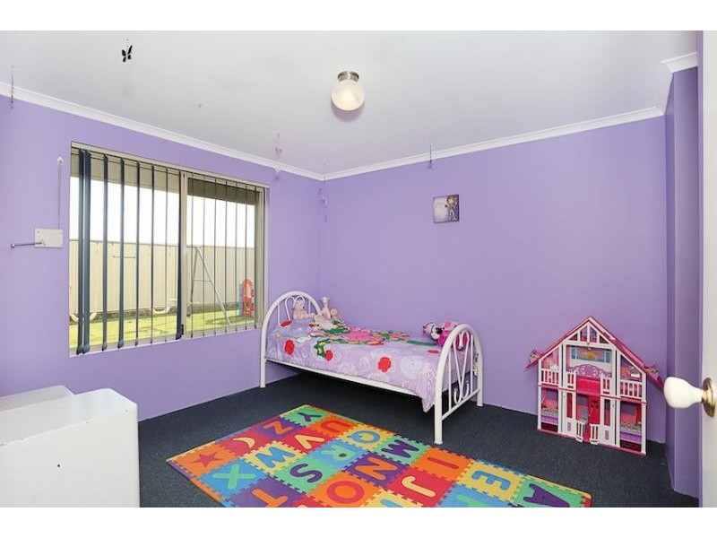 29 Albina Chase, Lakelands WA 6180