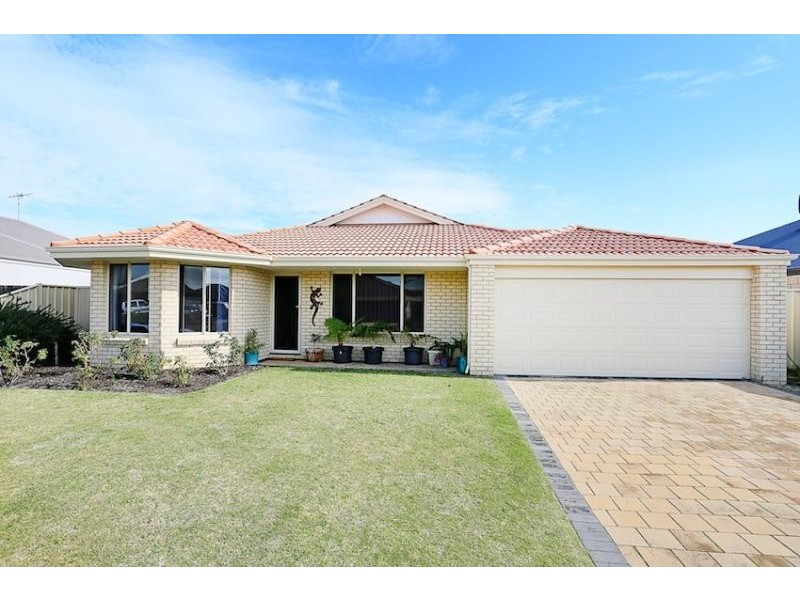 29 Albina Chase, Lakelands WA 6180