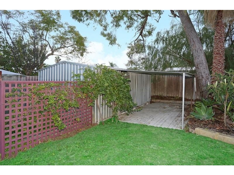24 Mississippi Drive, Greenfields WA 6210