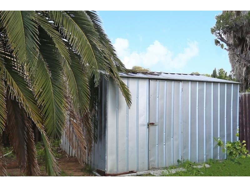24 Mississippi Drive, Greenfields WA 6210