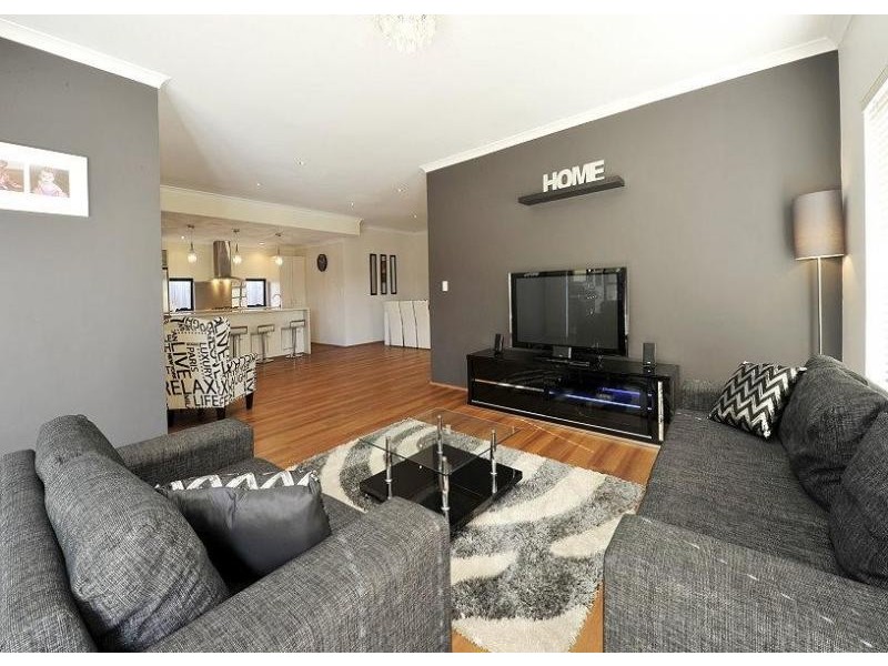 53 Seascapes Boulevard, Halls Head WA 6210