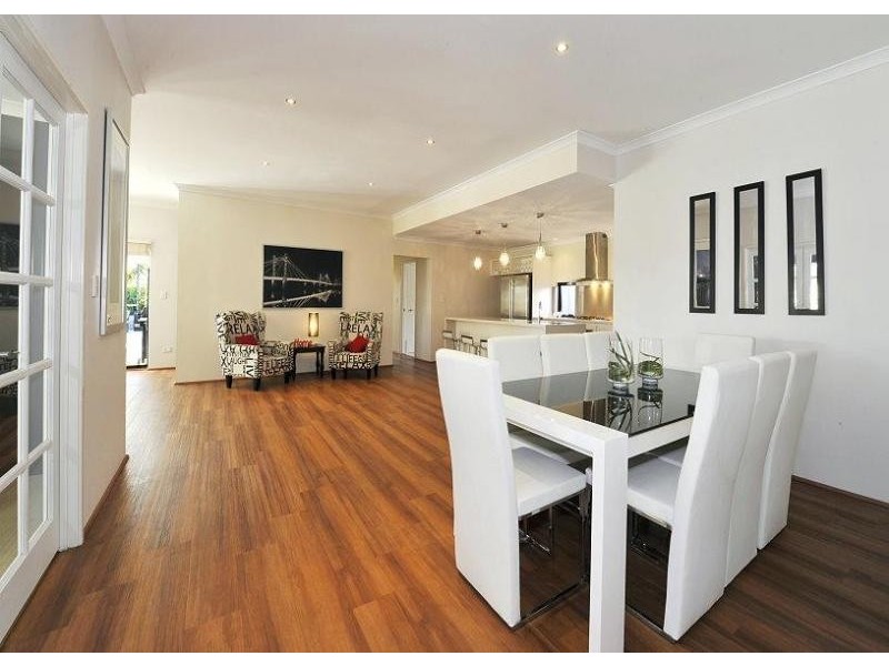 53 Seascapes Boulevard, Halls Head WA 6210