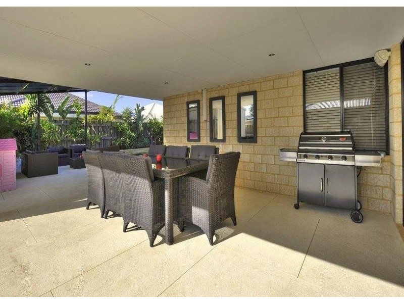 53 Seascapes Boulevard, Halls Head WA 6210