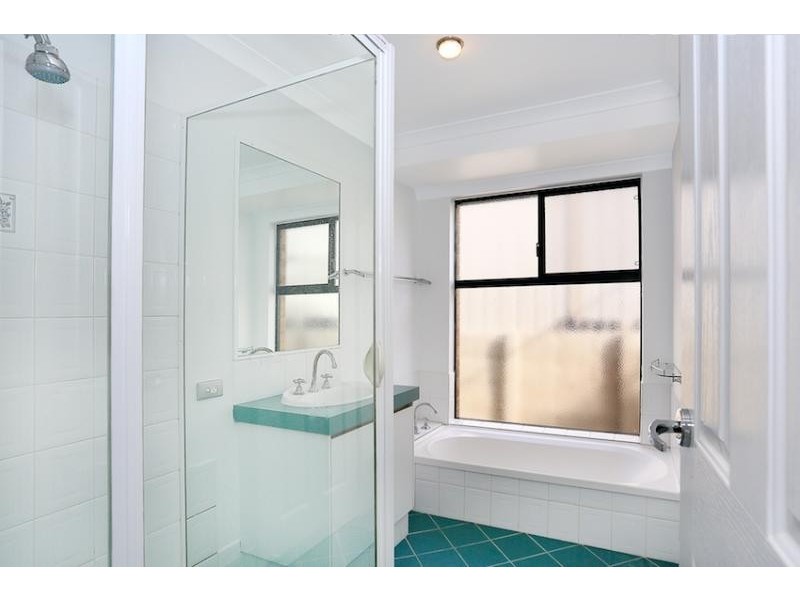 81 Templetonia Promenade, Halls Head WA 6210