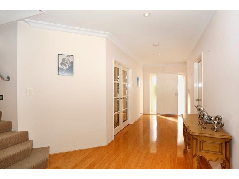 36 Leisure Way, Halls Head WA 6210