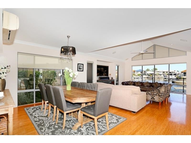 36 Leisure Way, Halls Head WA 6210
