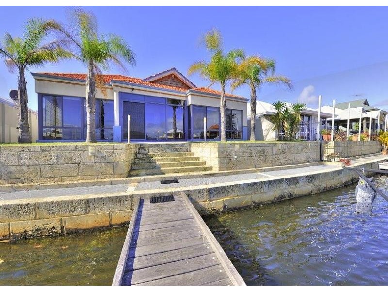 14 Tasman Loop, Dudley Park WA 6210