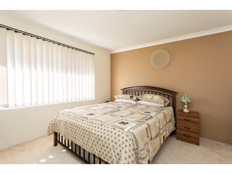 14 Chatsworth Drive, Erskine WA 6210
