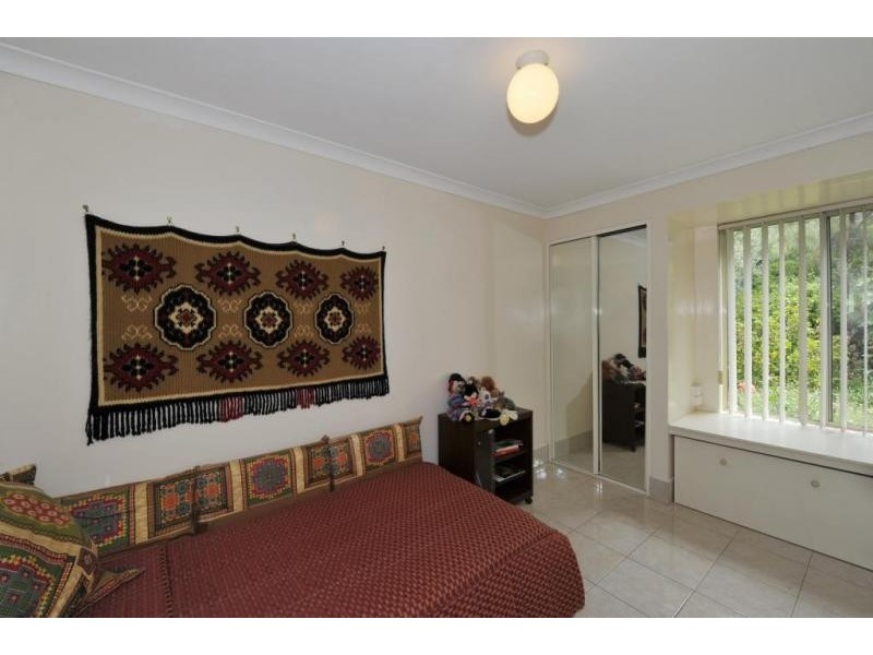 3 Redhill Place, Greenfields WA 6210