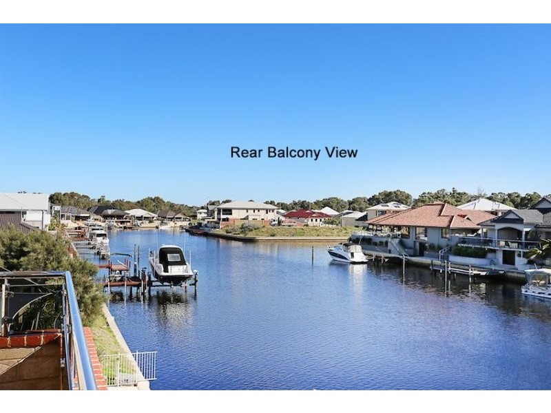 43 Leisure Way, Halls Head WA 6210
