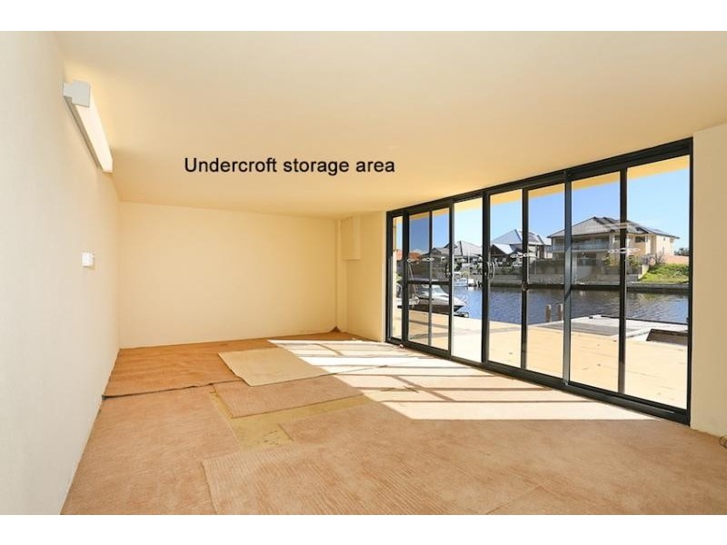 43 Leisure Way, Halls Head WA 6210